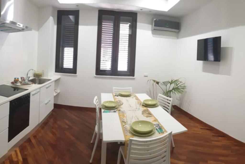 Casual Life Suite Reggio di Calabria Ngoại thất bức ảnh
